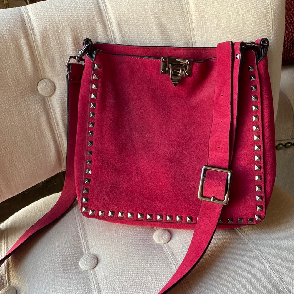 Super cute studed bag 🤍